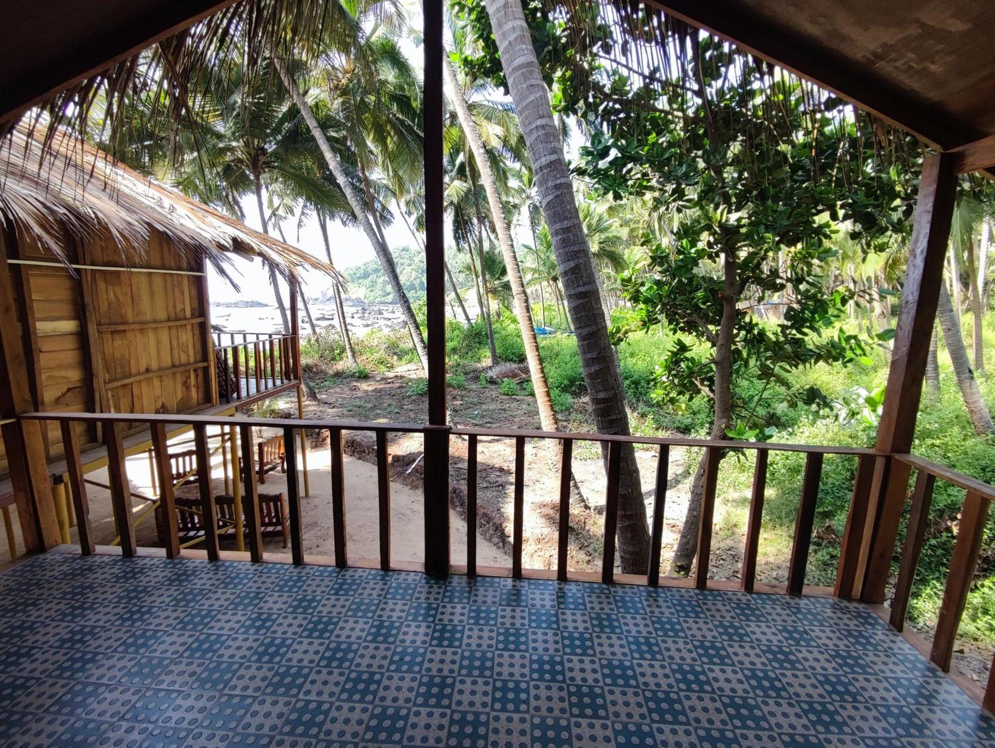Sea Front Cottage Little Khola Cola 外观 照片